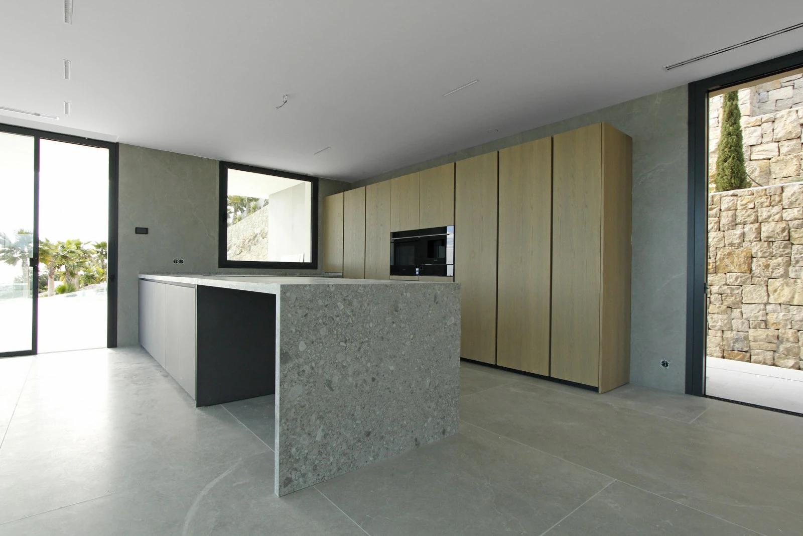 Fascinerende nieuwbouwvilla met panoramisch zeezicht te koop in Raco De Galeno, Benissa