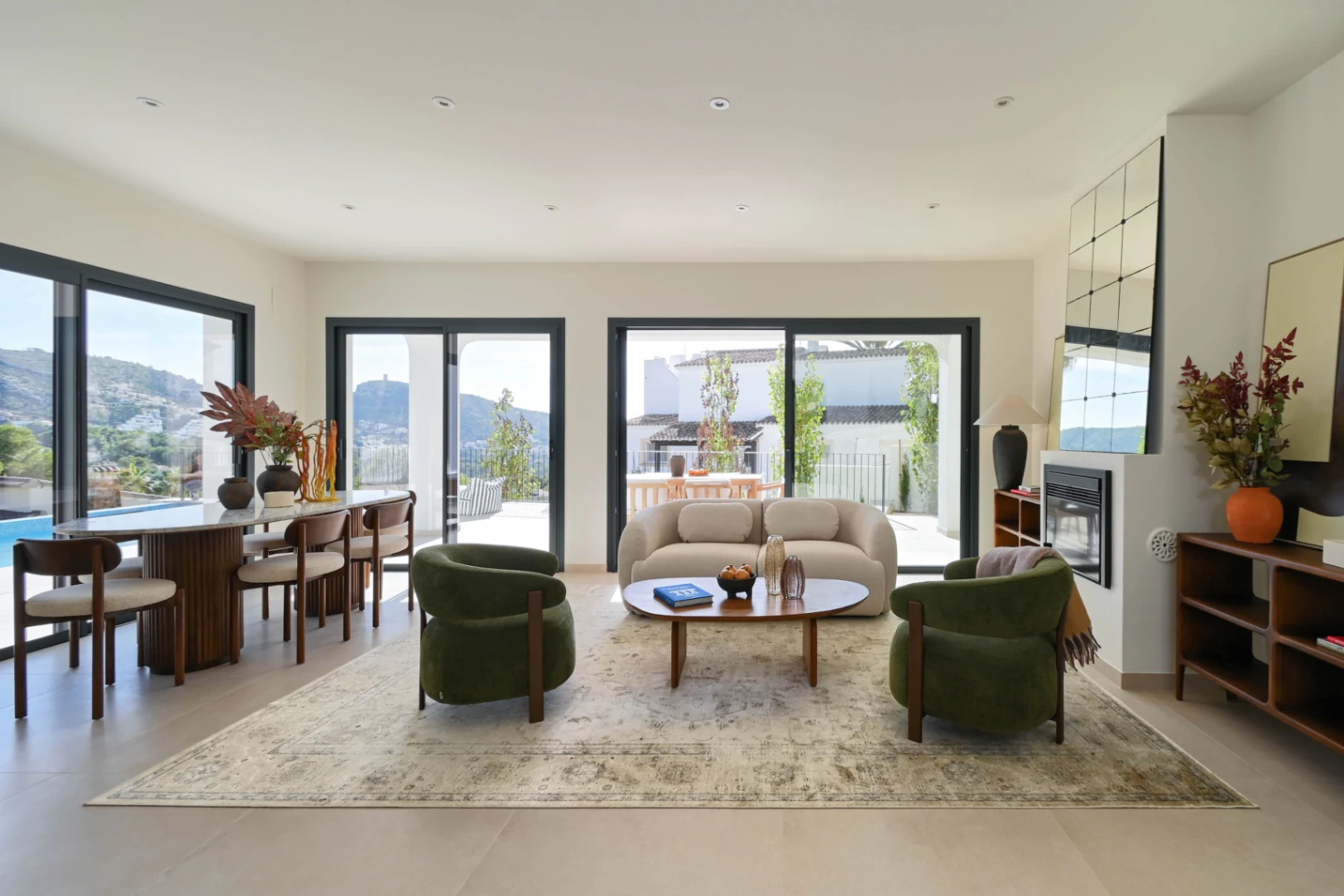 Sleutelklare mediterrane stijl villa met zeezicht te koop in El Portet, Moraira