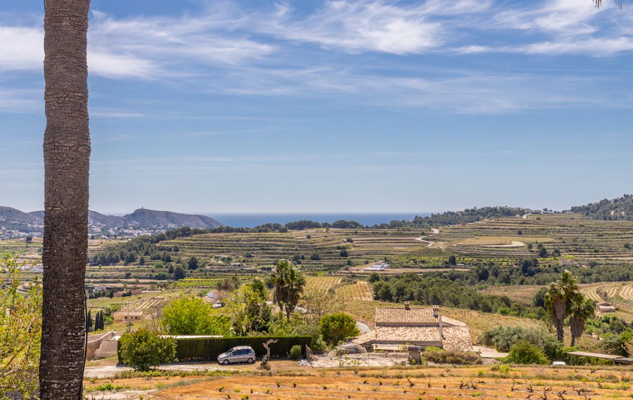 Finca met uitzicht op zee in Moraira open voor aanbiedingen