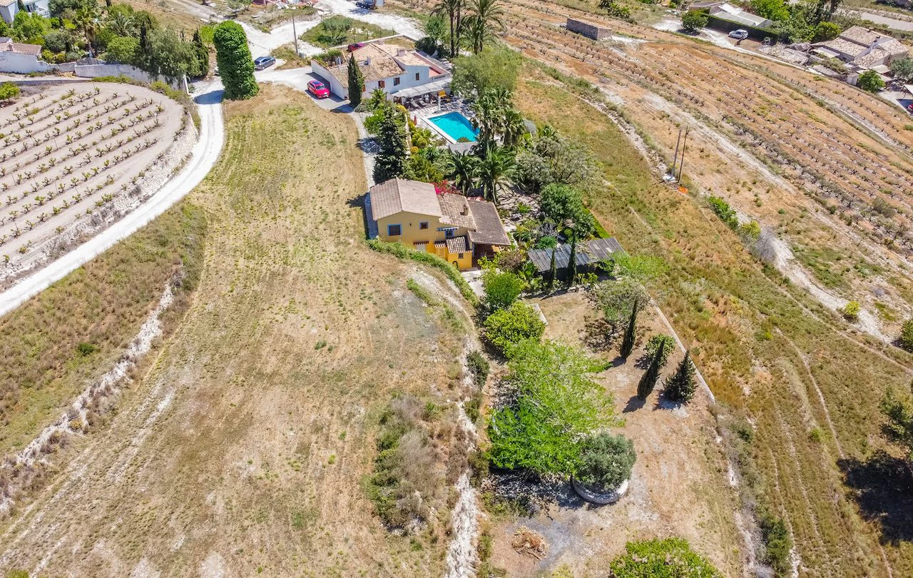 Finca met uitzicht op zee in Moraira open voor aanbiedingen