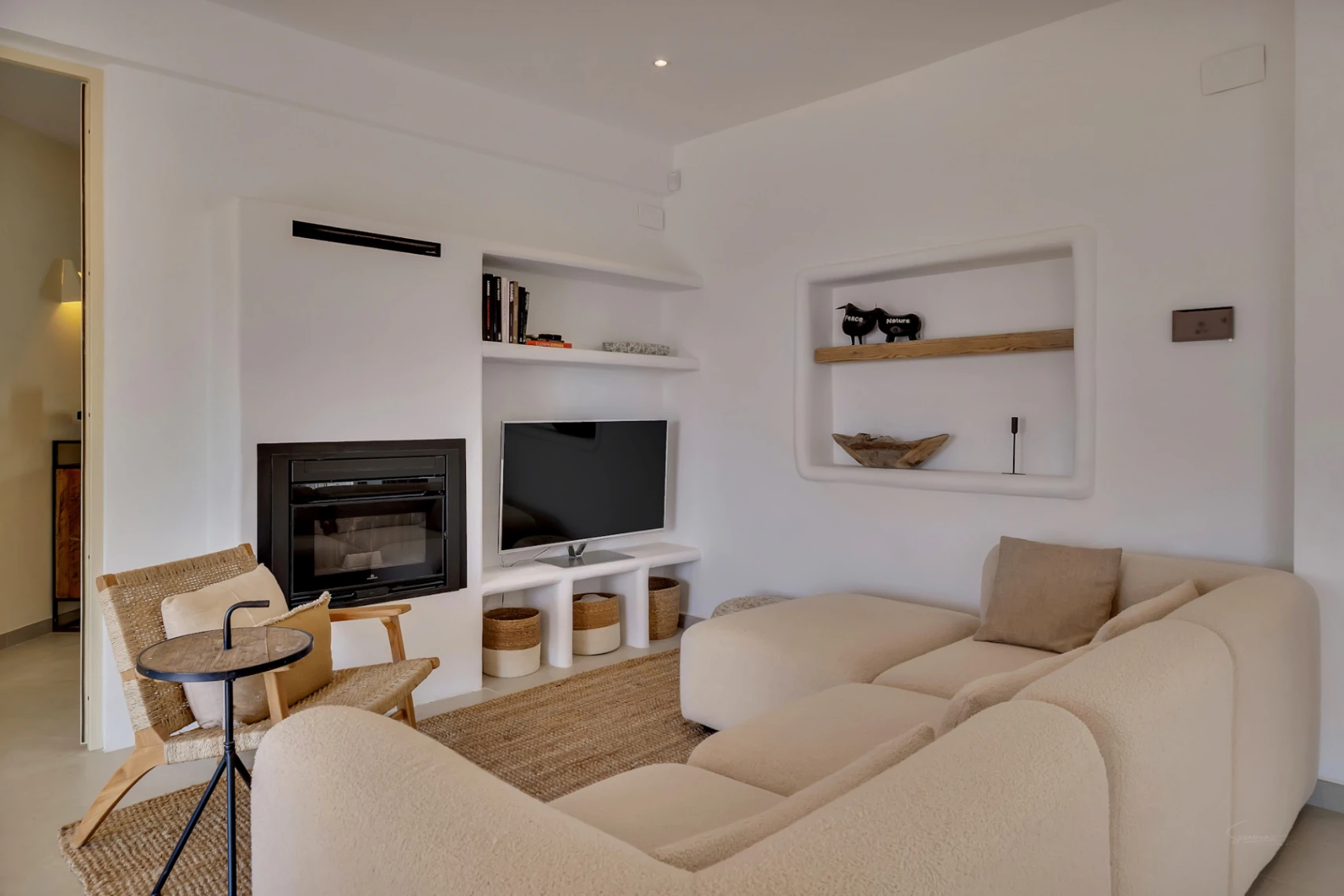 Zuidgerichte Villa met Zeezicht Te Koop op Loopafstand van het Centrum van Moraira