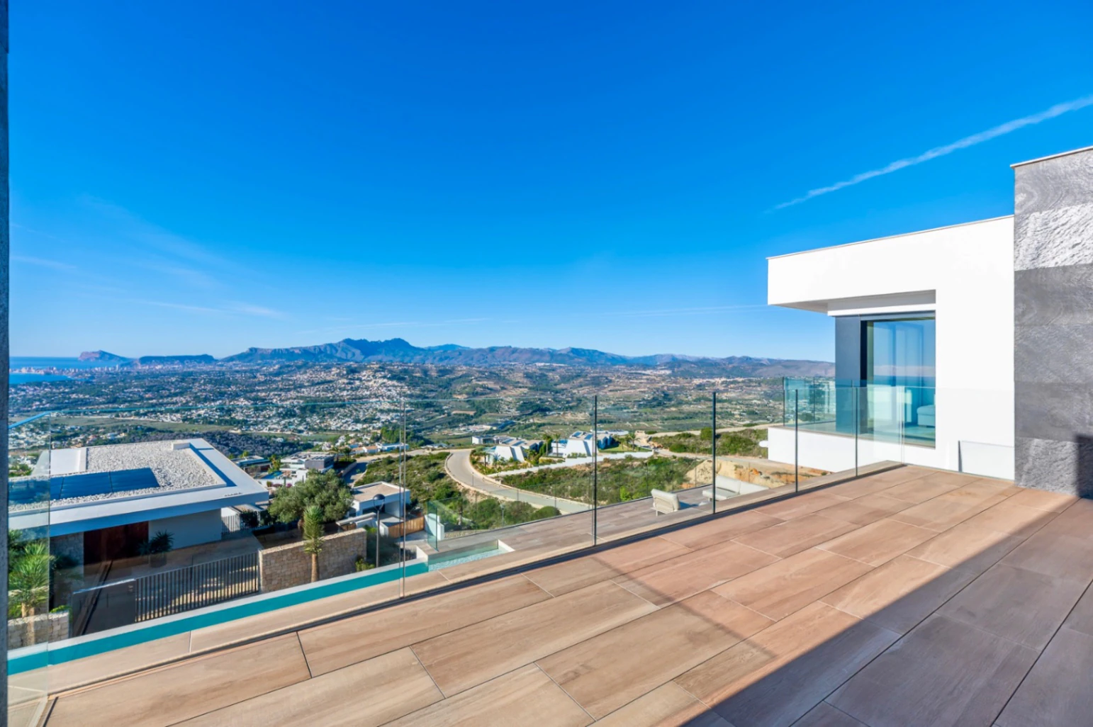 Nieuwbouw villa met uitzonderlijk uitzicht op zee in Cumbre del Sol, Benitachell