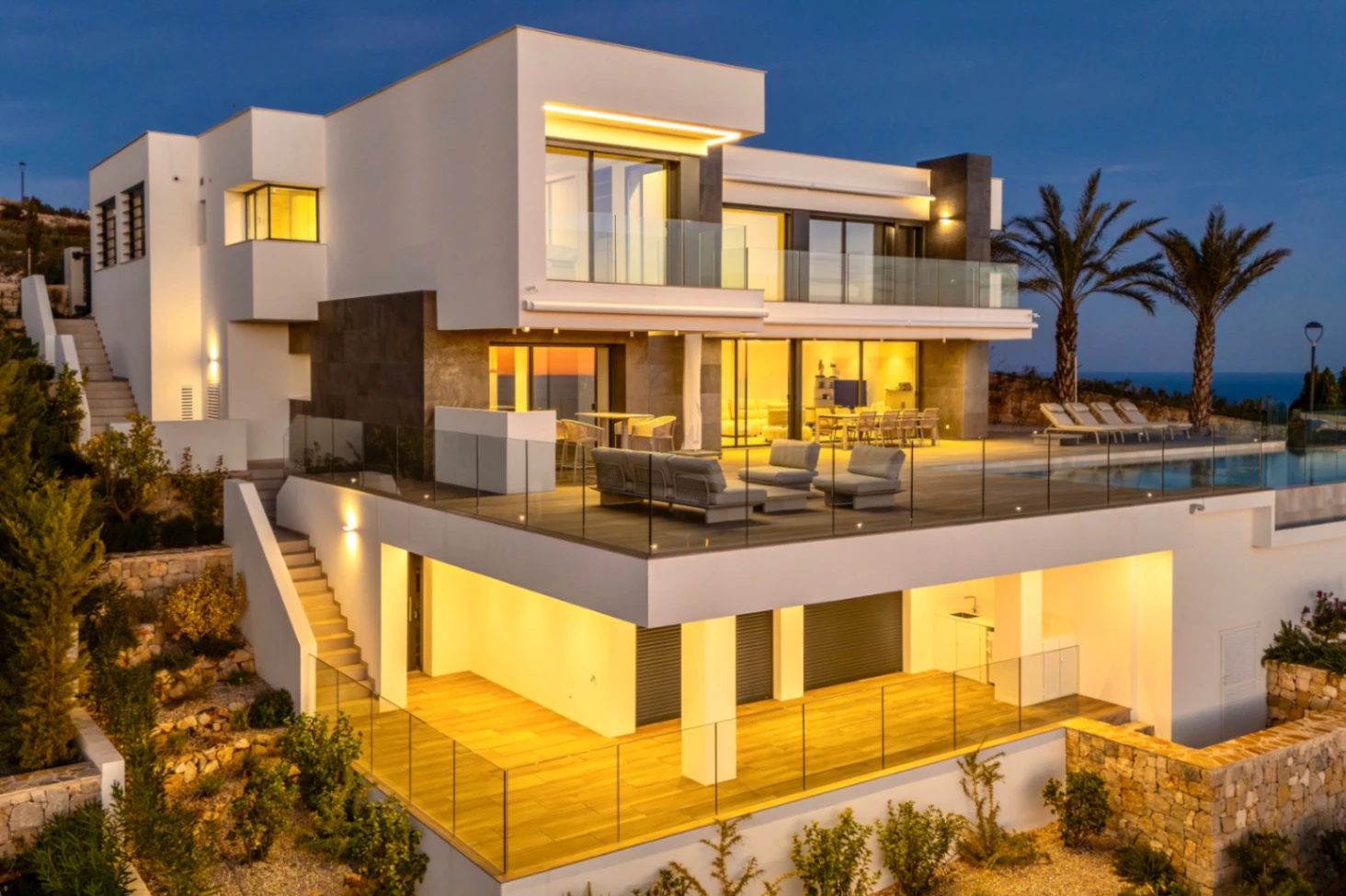 Nieuwbouw villa met uitzonderlijk uitzicht op zee in Cumbre del Sol, Benitachell