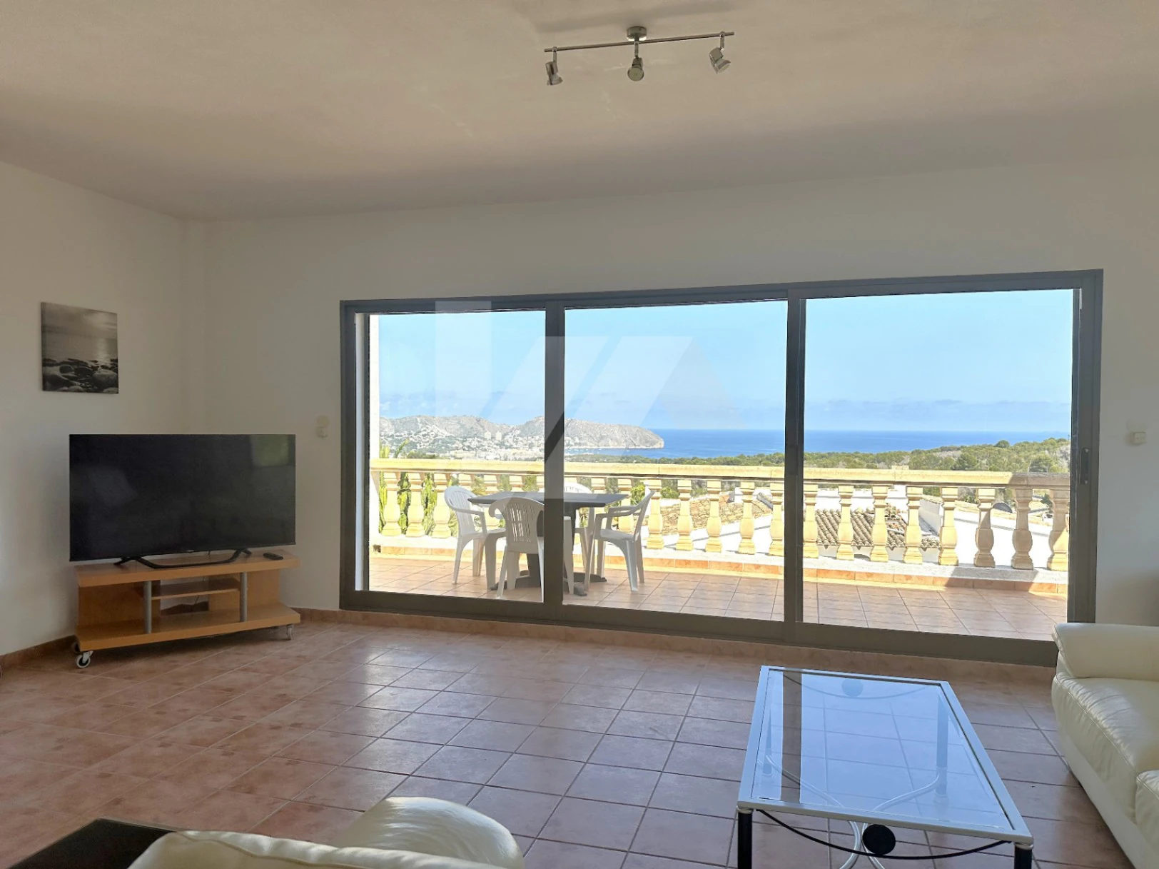 Villa te koop in Moraira met spectaculair uitzicht op zee.
