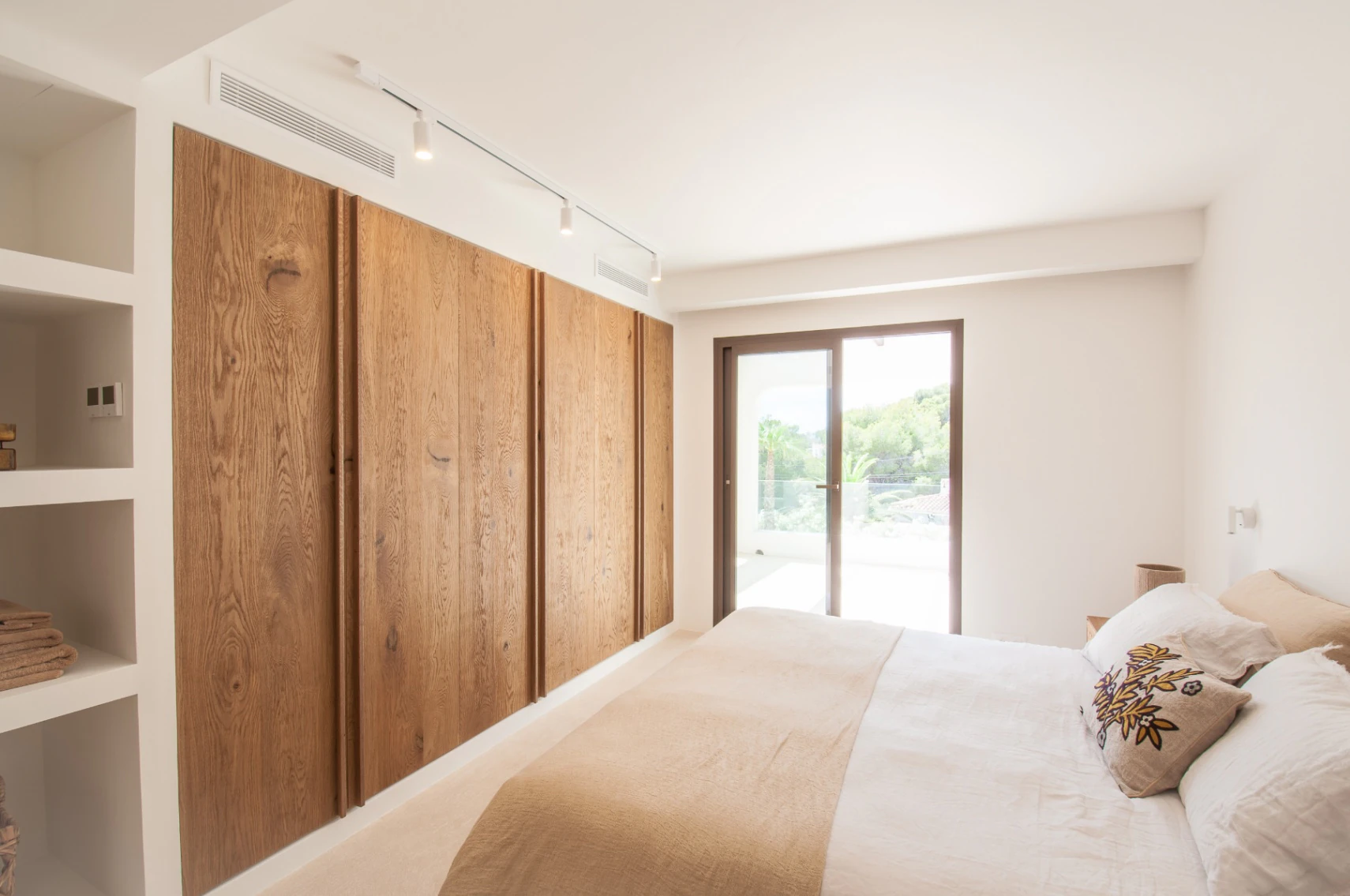 Uniek Ontwerp Villa in Benissa – Tijdloze Natuurlijke Elegantie aan de Costa Blanca.