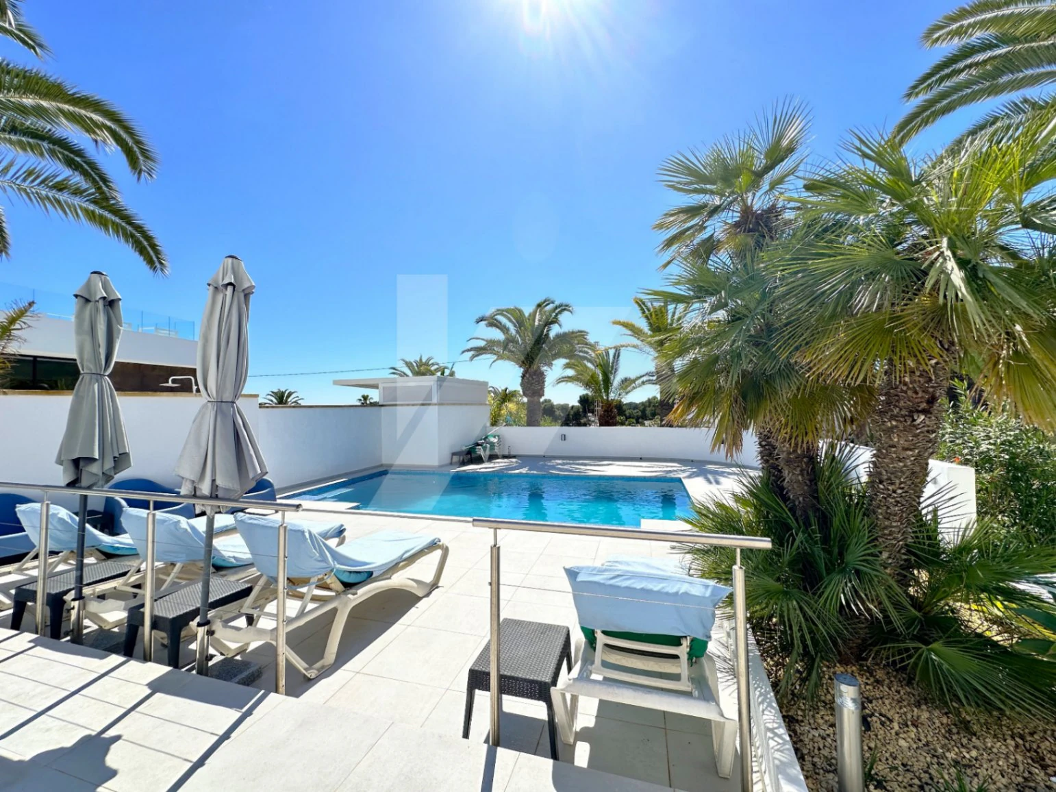 Villa met uitzicht op zee te koop in Moraira, Costa Blanca.