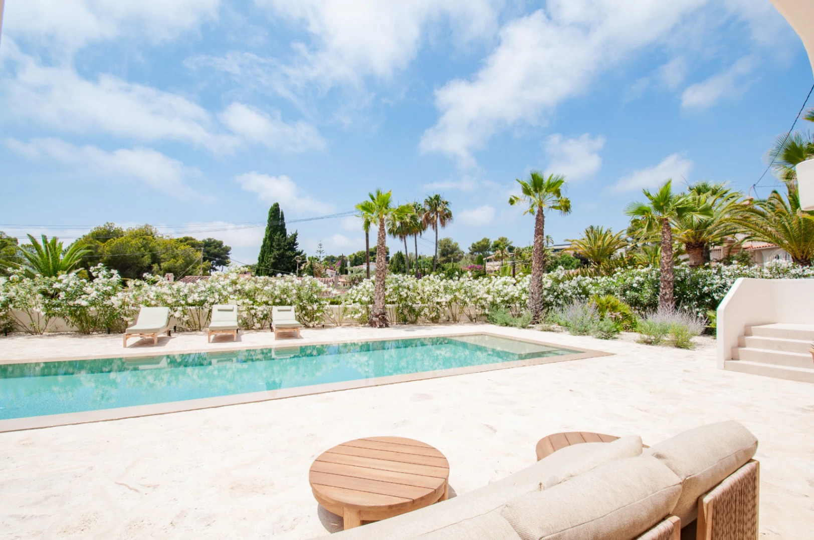Uniek Ontwerp Villa in Benissa – Tijdloze Natuurlijke Elegantie aan de Costa Blanca.