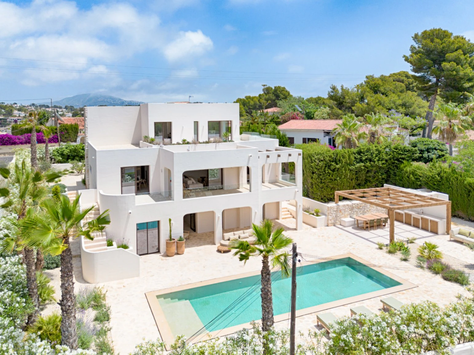 Uniek Ontwerp Villa in Benissa – Tijdloze Natuurlijke Elegantie aan de Costa Blanca.
