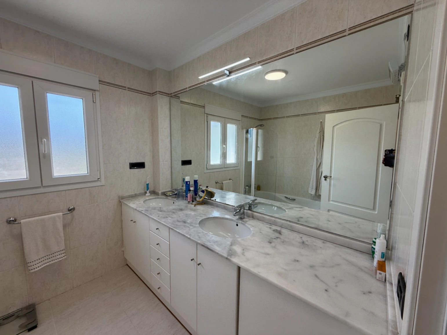 Appartement met zeezicht te koop in La Fustera, Benissa