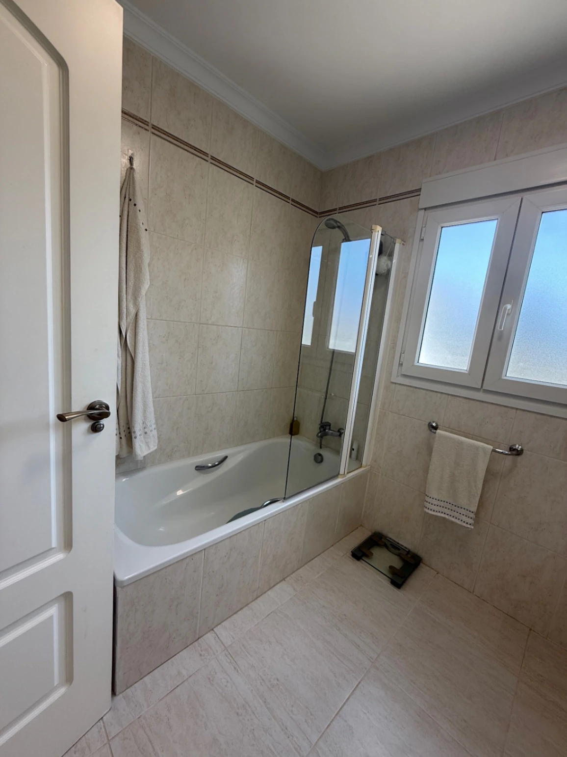 Appartement met zeezicht te koop in La Fustera, Benissa
