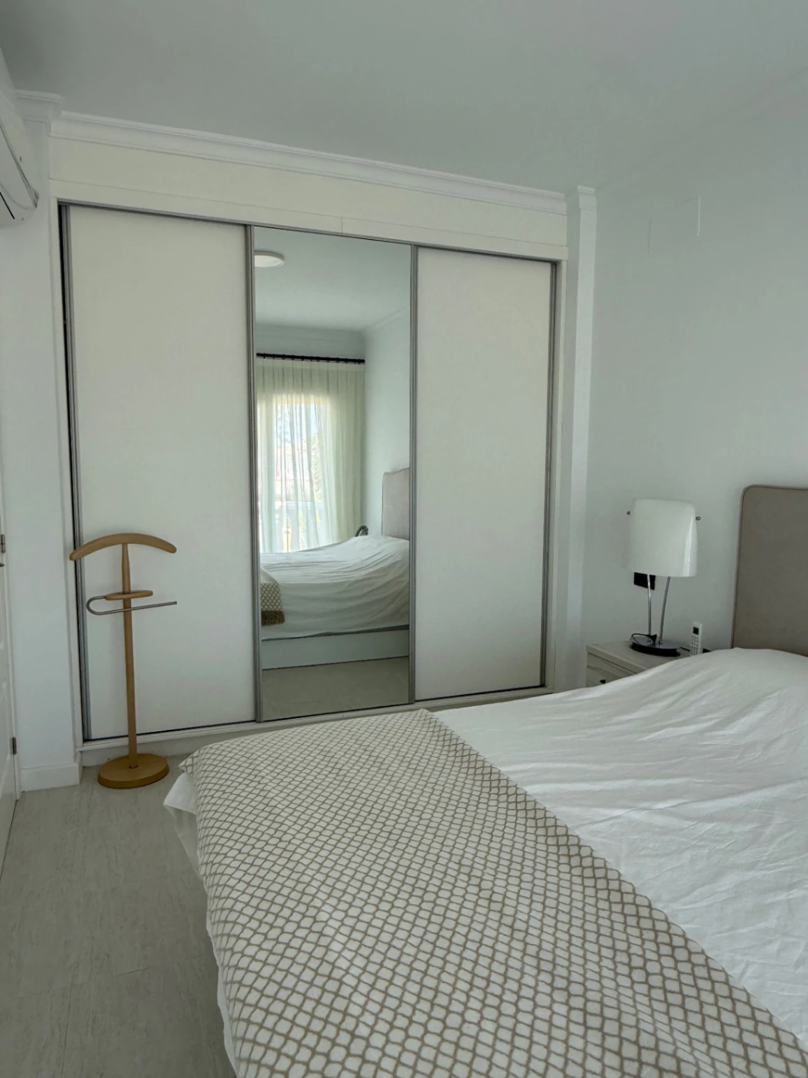 Appartement met zeezicht te koop in La Fustera, Benissa