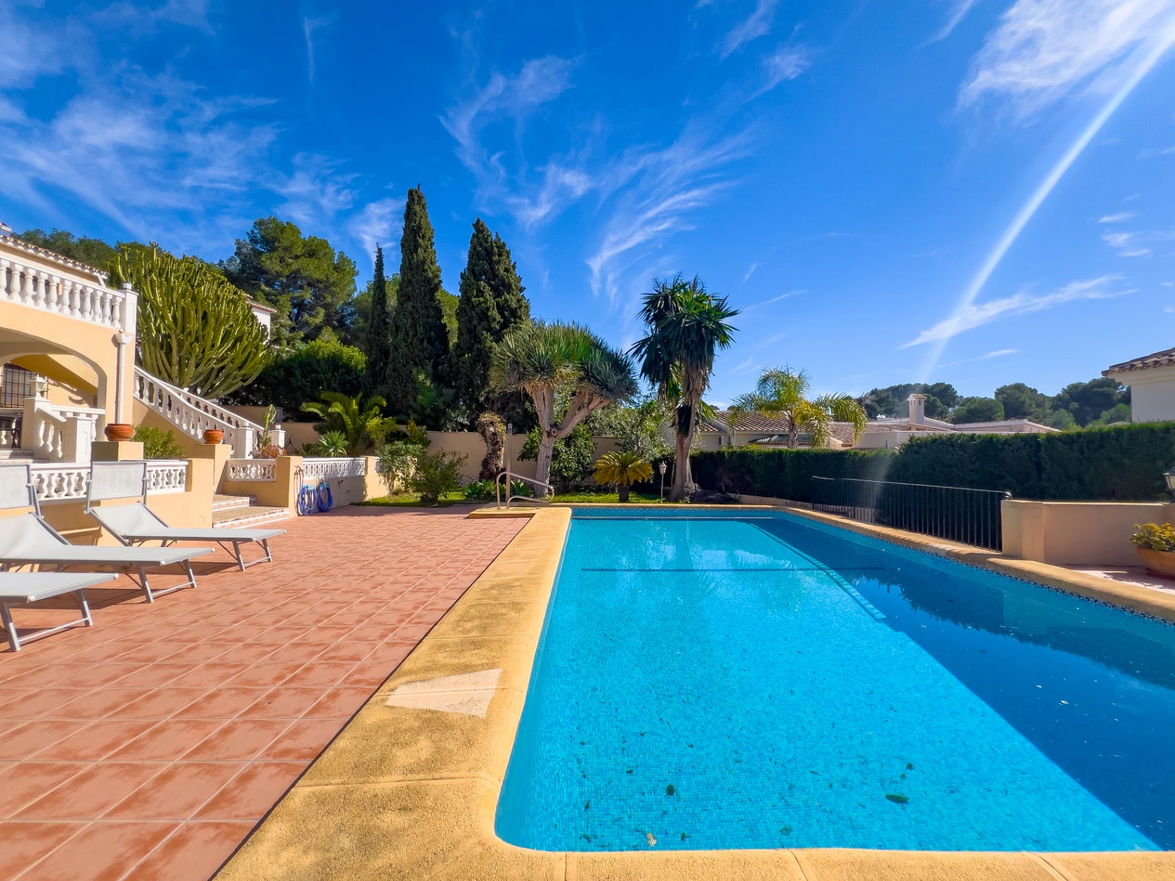 Zeezicht Villa te koop in Moraira op loopafstand van het centrum
