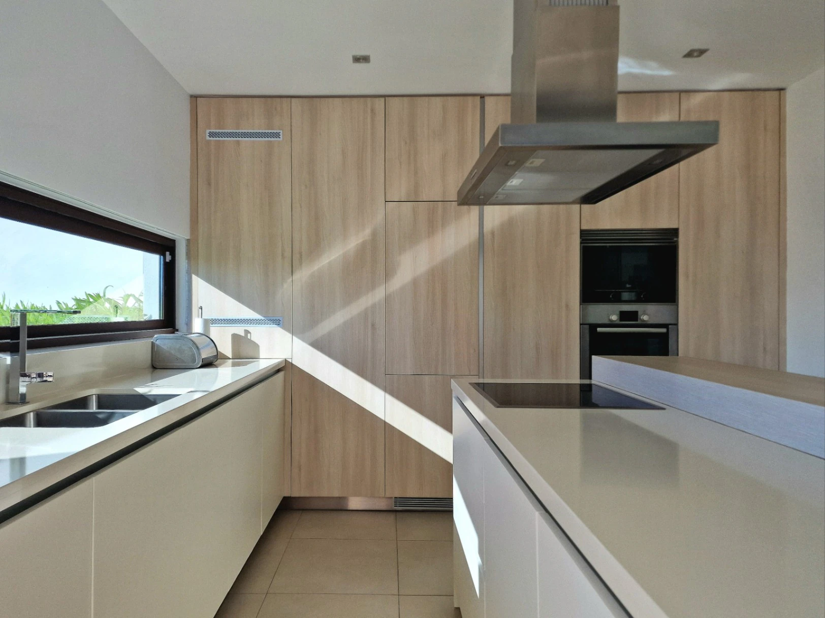 Woning te koop in La Cometa Moraira, op loopafstand van de stad en het strand.