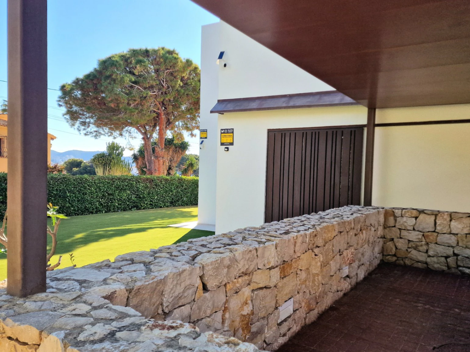 Woning te koop in La Cometa Moraira, op loopafstand van de stad en het strand.