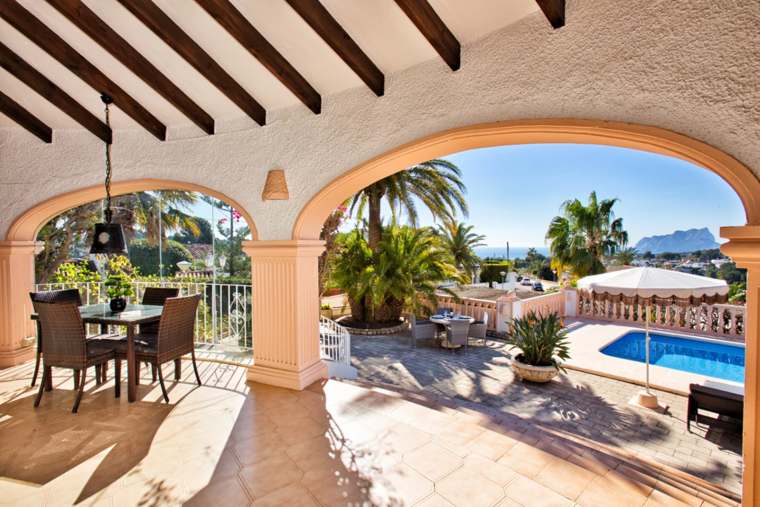 Traditionele zeezicht villa te koop in Benissa