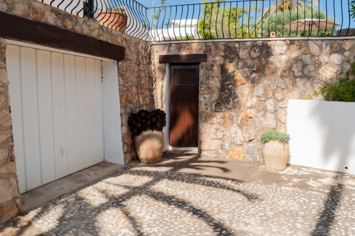 Villa met open zicht en gedeeltelijk zeezicht te koop in Pla Del Mar, Moraira