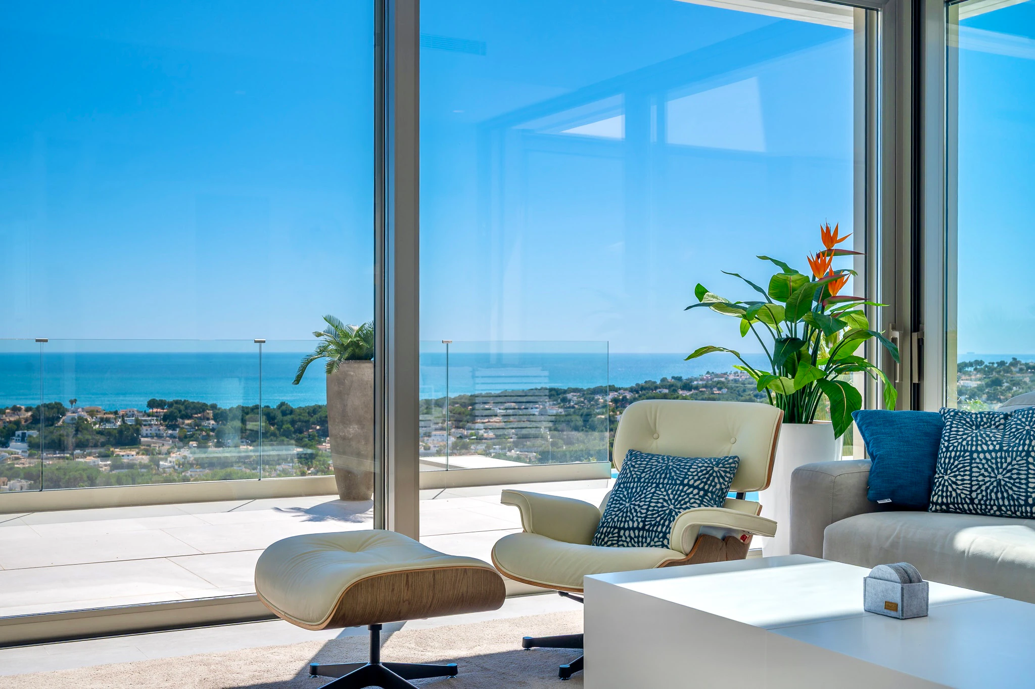 Uitzonderlijke Luxe Villa in Moraira – Waar Design, Technologie en Zeezicht Samenkomen