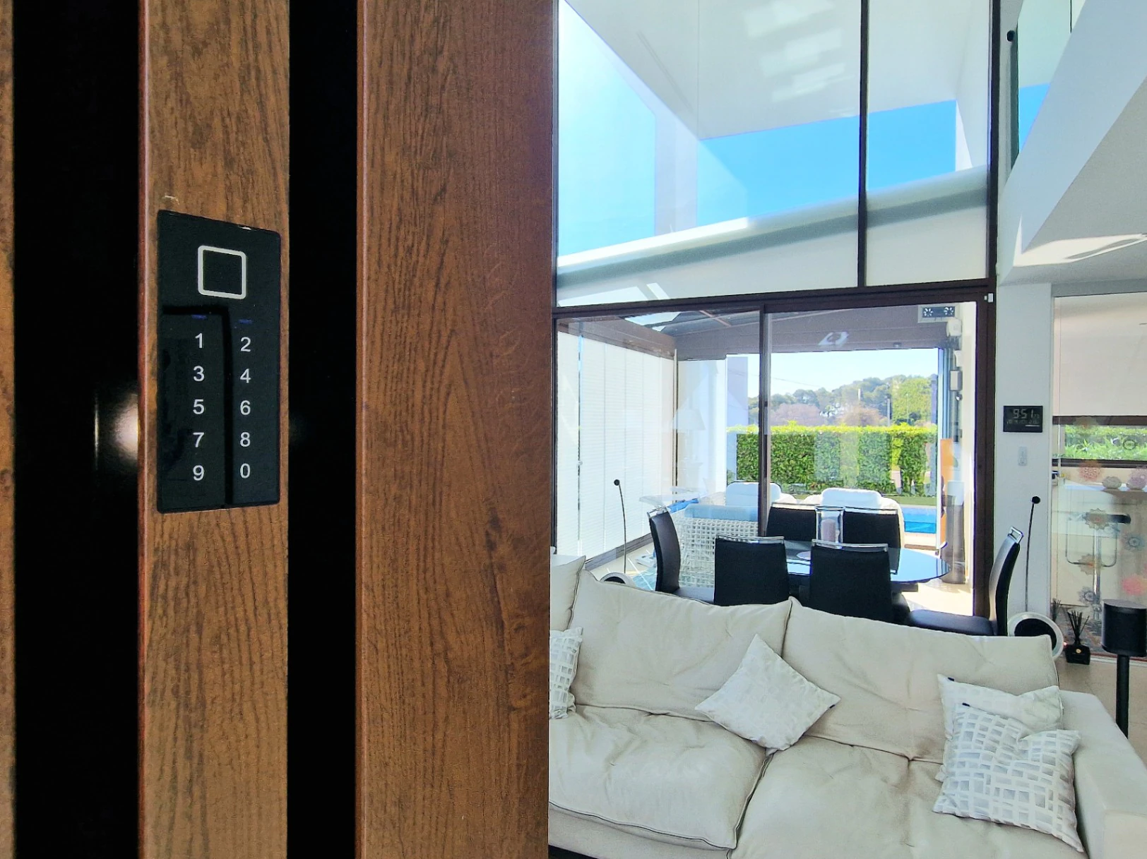 Woning te koop in La Cometa Moraira, op loopafstand van de stad en het strand.