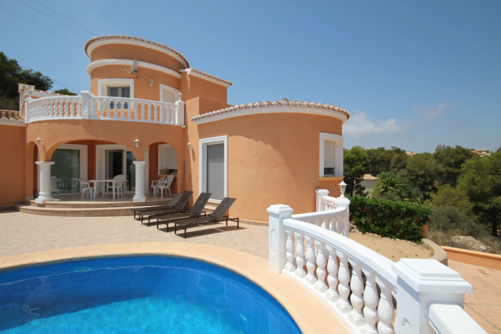Traditionele Spaanse villa met open zicht te koop in Costa Nova, Javea