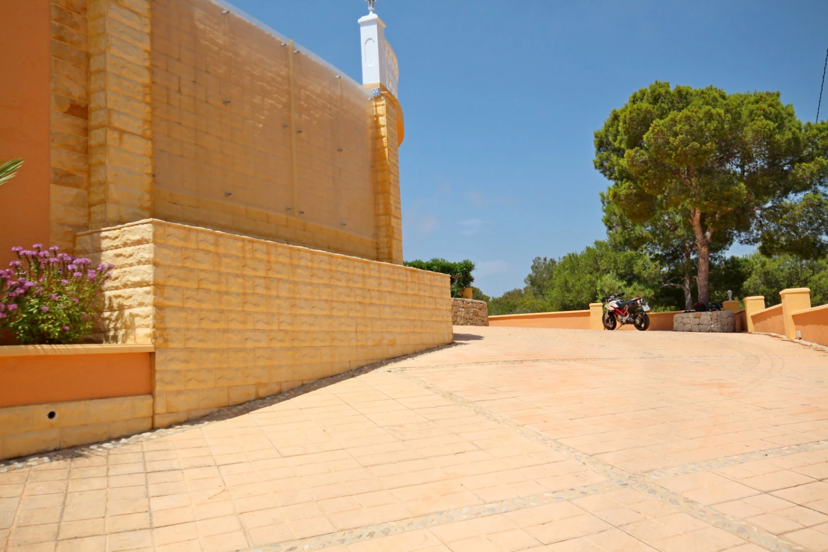 Traditionele Spaanse villa met open zicht te koop in Costa Nova, Javea