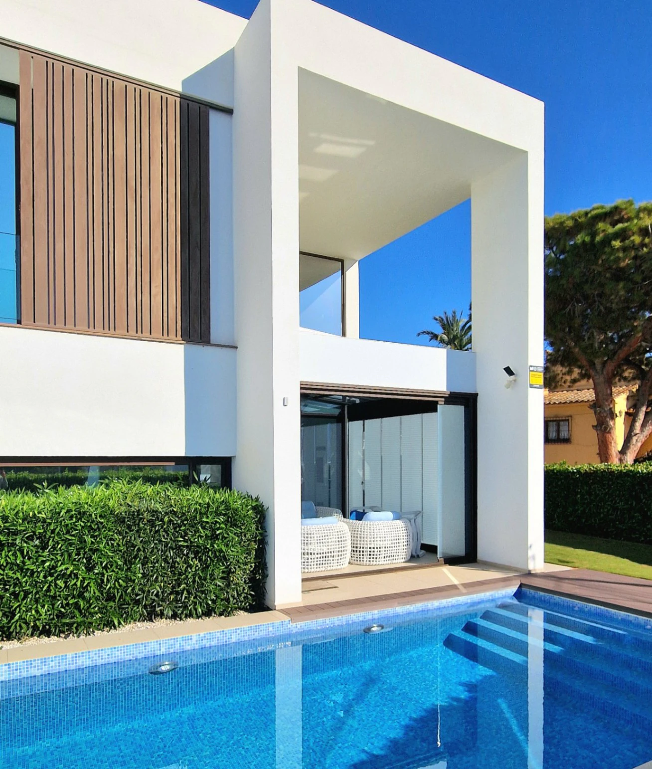 Woning te koop in La Cometa Moraira, op loopafstand van de stad en het strand.