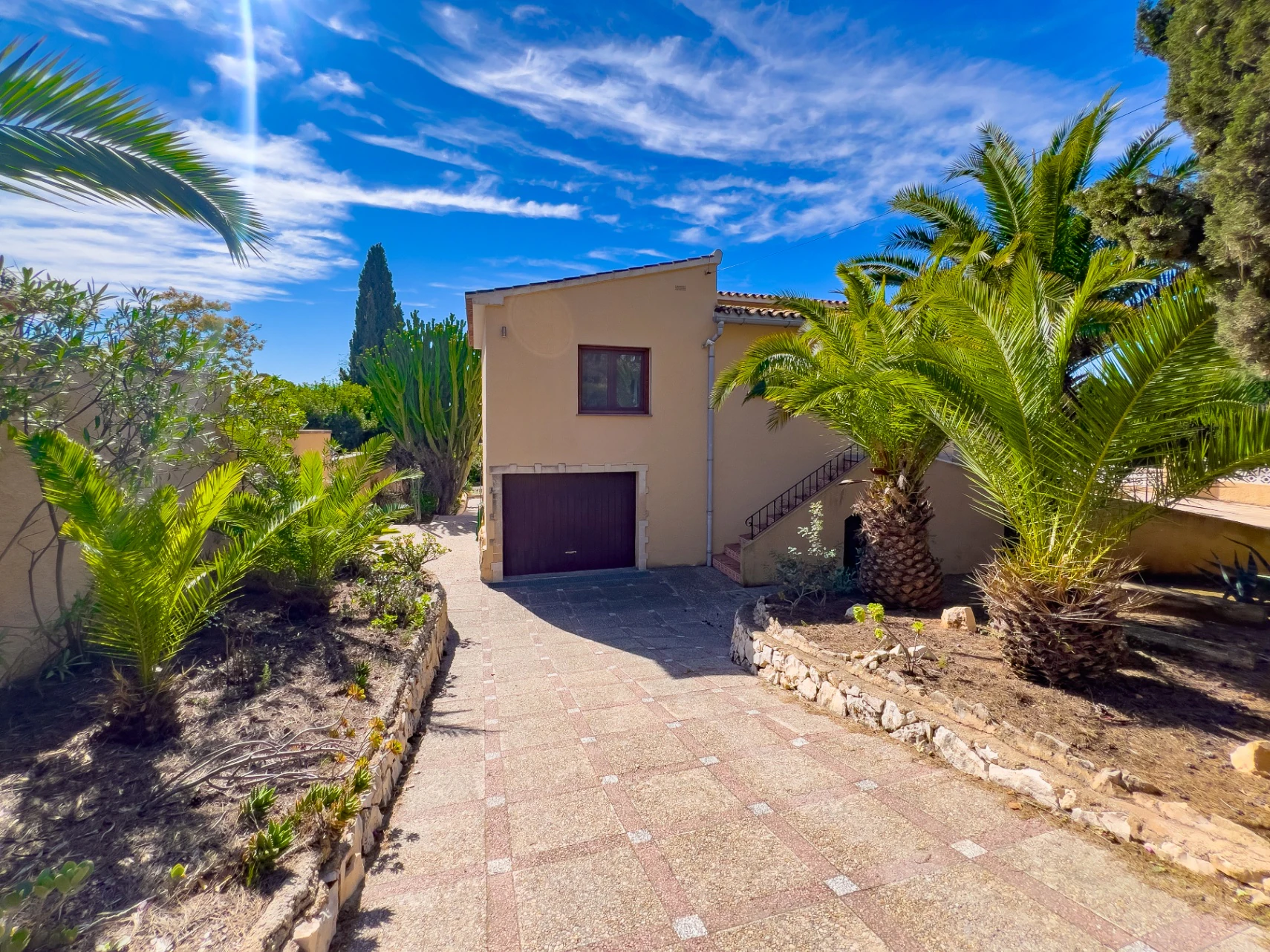 Zeezicht Villa te koop in Moraira op loopafstand van het centrum
