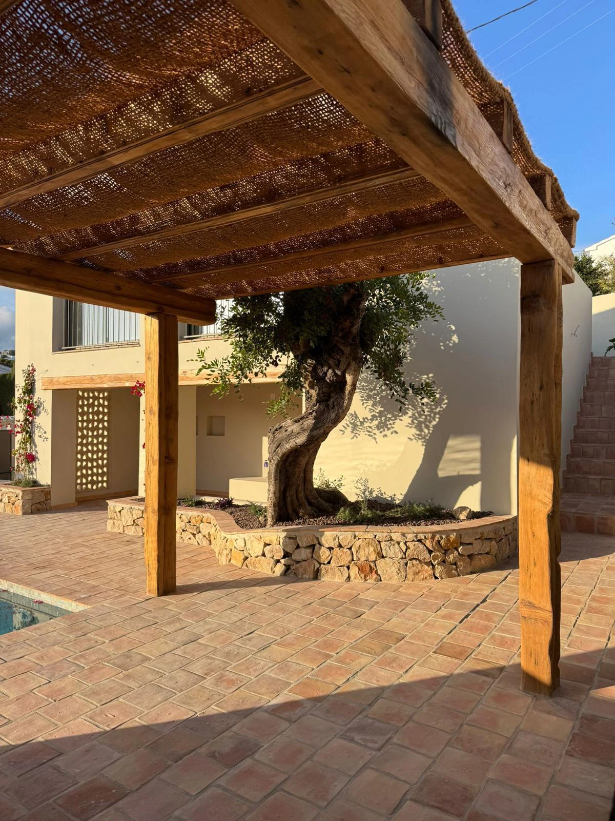 Villa de style ibicencement à vendre à distance de marche de La Fustera, Benissa
