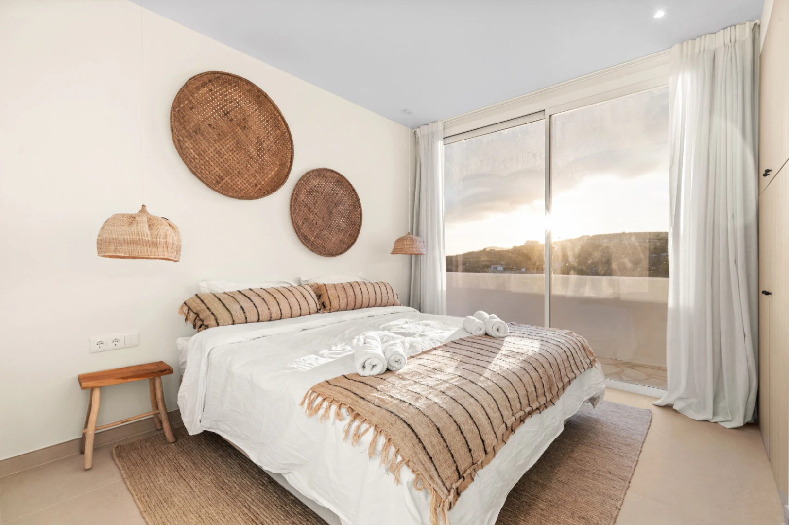 Moderna, nueva casa en un gran terreno rústico en Benitachell