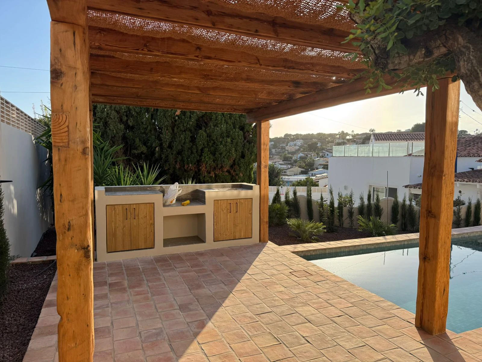 Villa de style ibicencement à vendre à distance de marche de La Fustera, Benissa