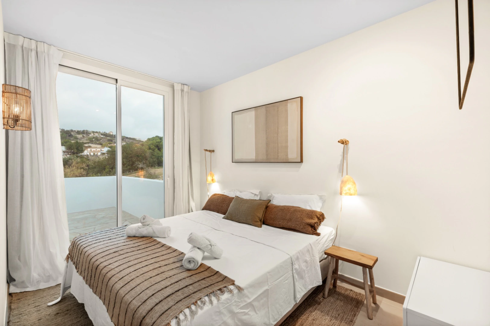 Moderna, nueva casa en un gran terreno rústico en Benitachell