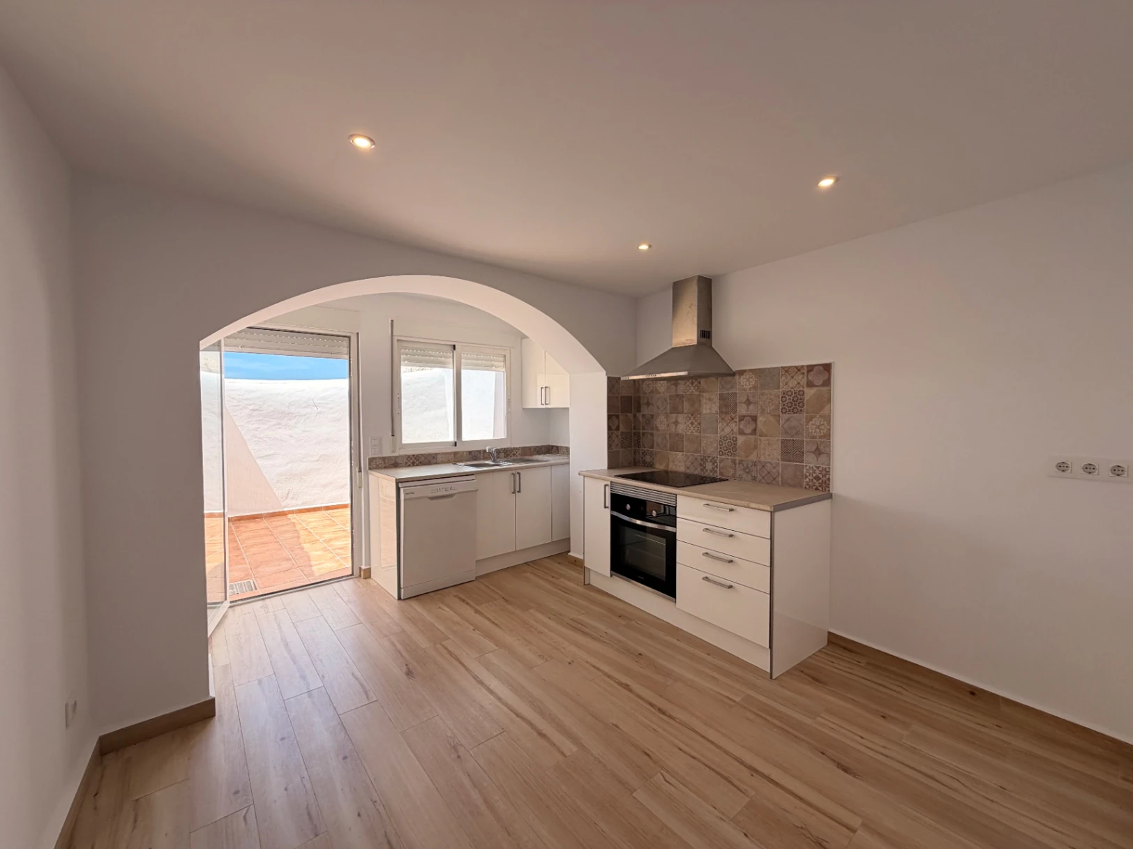 Grand maison de village avec vue sur mer à vendre dans le centre de Benitachell