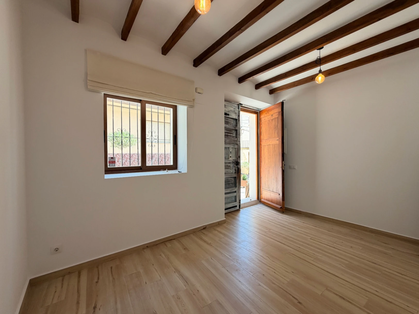 Grand maison de village avec vue sur mer à vendre dans le centre de Benitachell