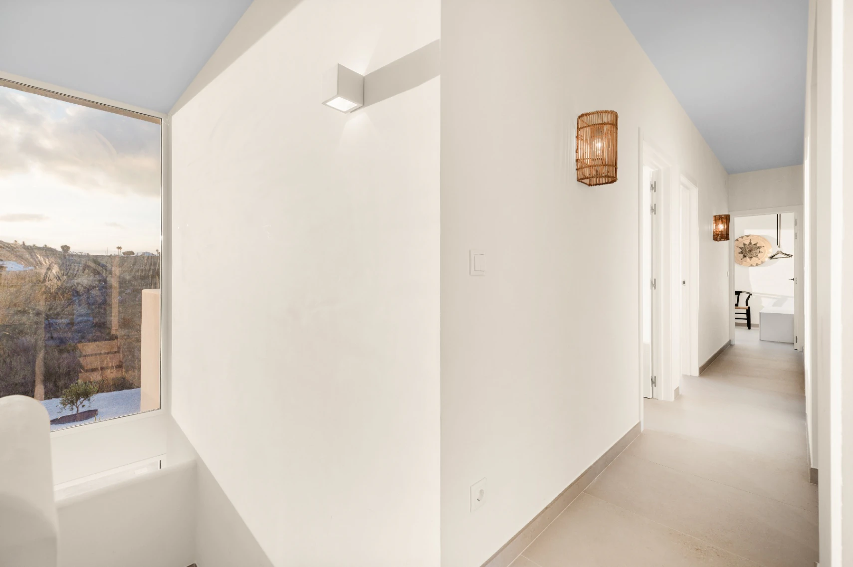 Moderna, nueva casa en un gran terreno rústico en Benitachell