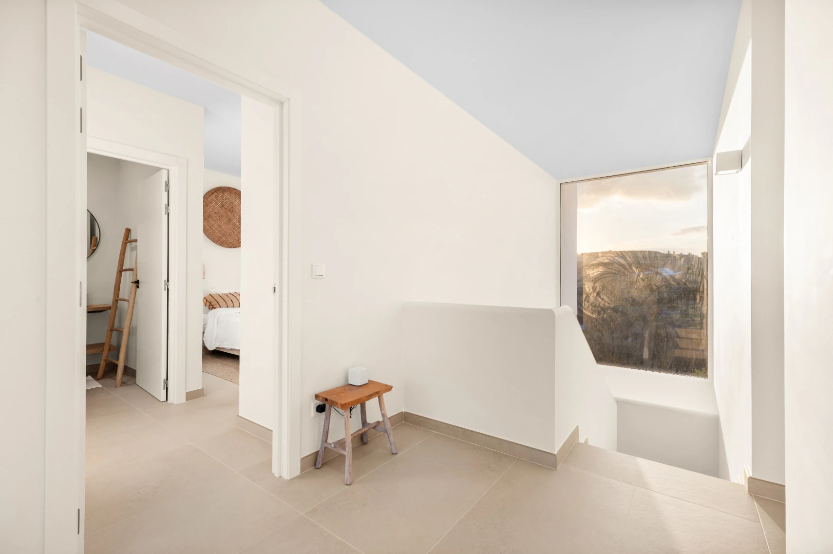Moderna, nueva casa en un gran terreno rústico en Benitachell