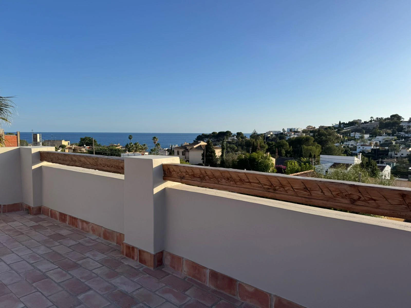 Villa de style ibicencement à vendre à distance de marche de La Fustera, Benissa