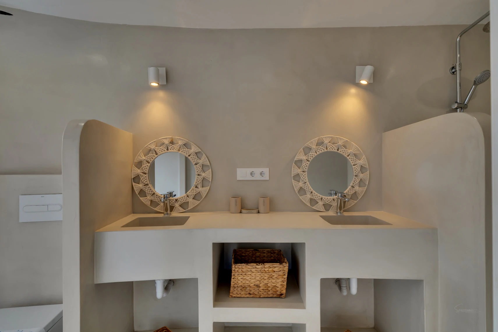 Belle villa spacieuse avec vue sur la mer à vendre à Benimeit, Moraira