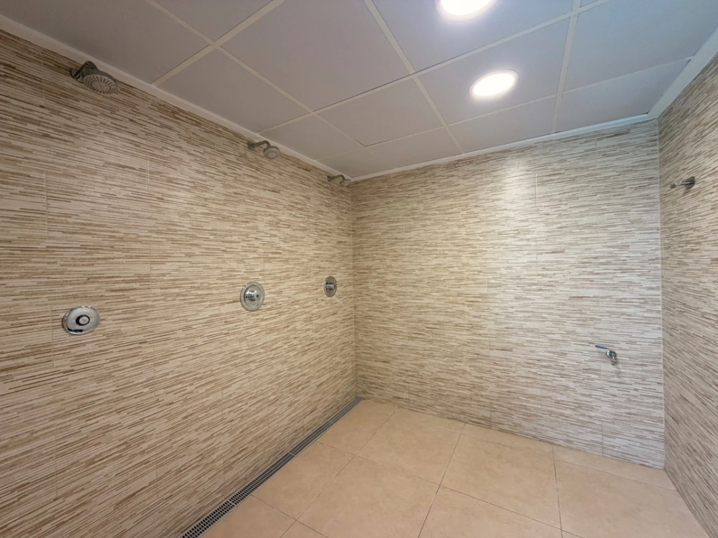 Apartamento en planta baja con amplia terraza en venta en Montemar, Benissa Costa