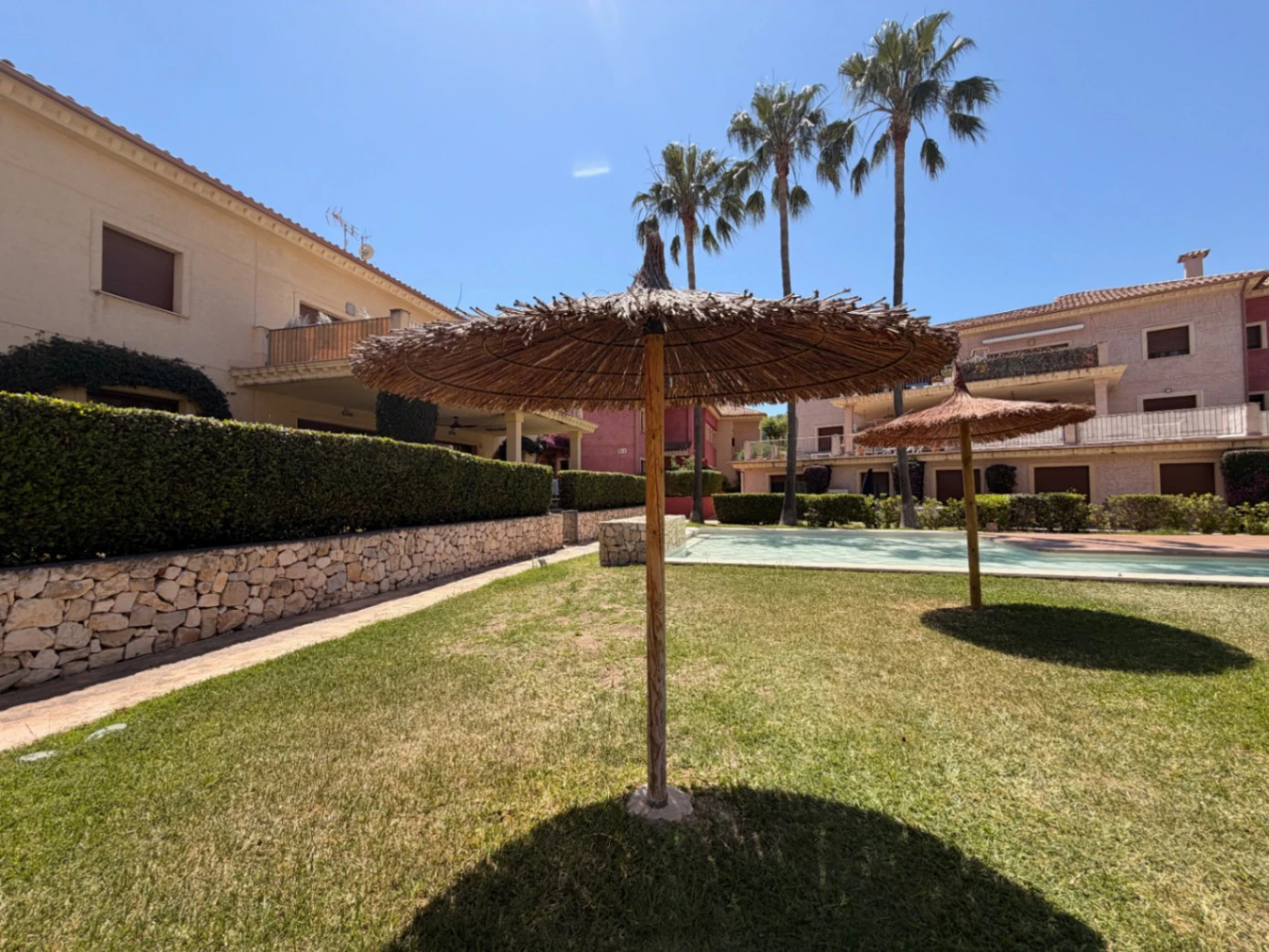 Apartamento en planta baja con amplia terraza en venta en Montemar, Benissa Costa