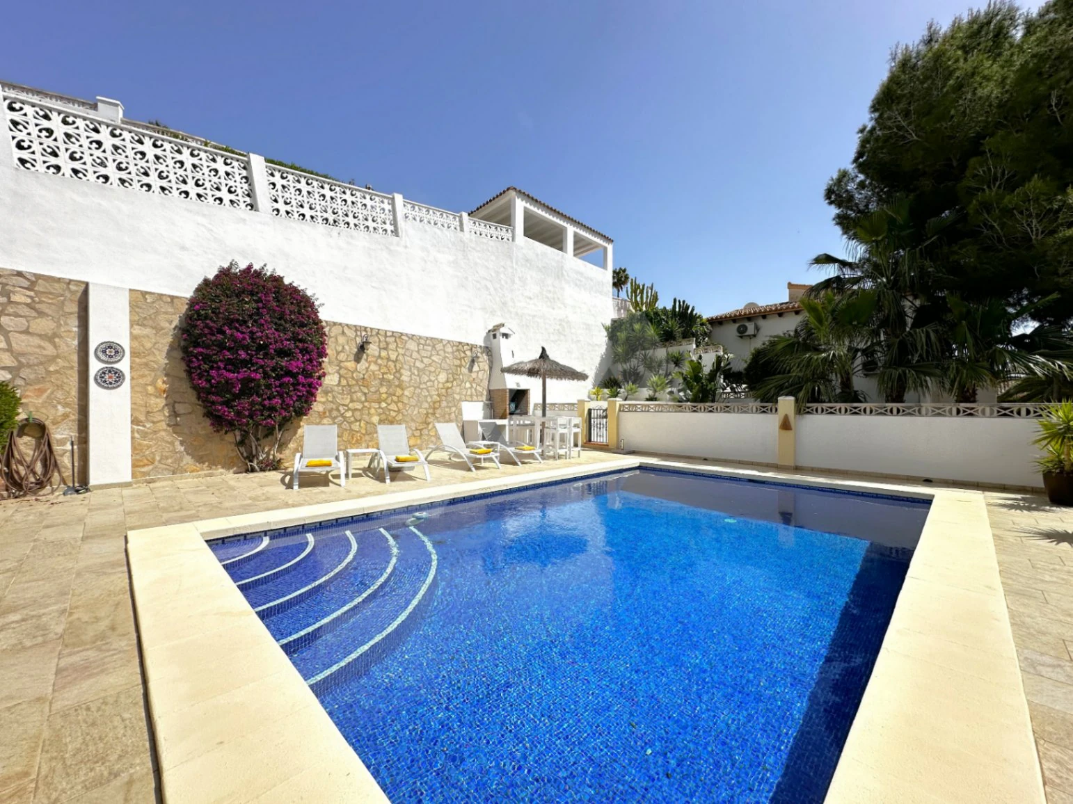 Villa en venta en Benissa Costa, Costa Blanca.