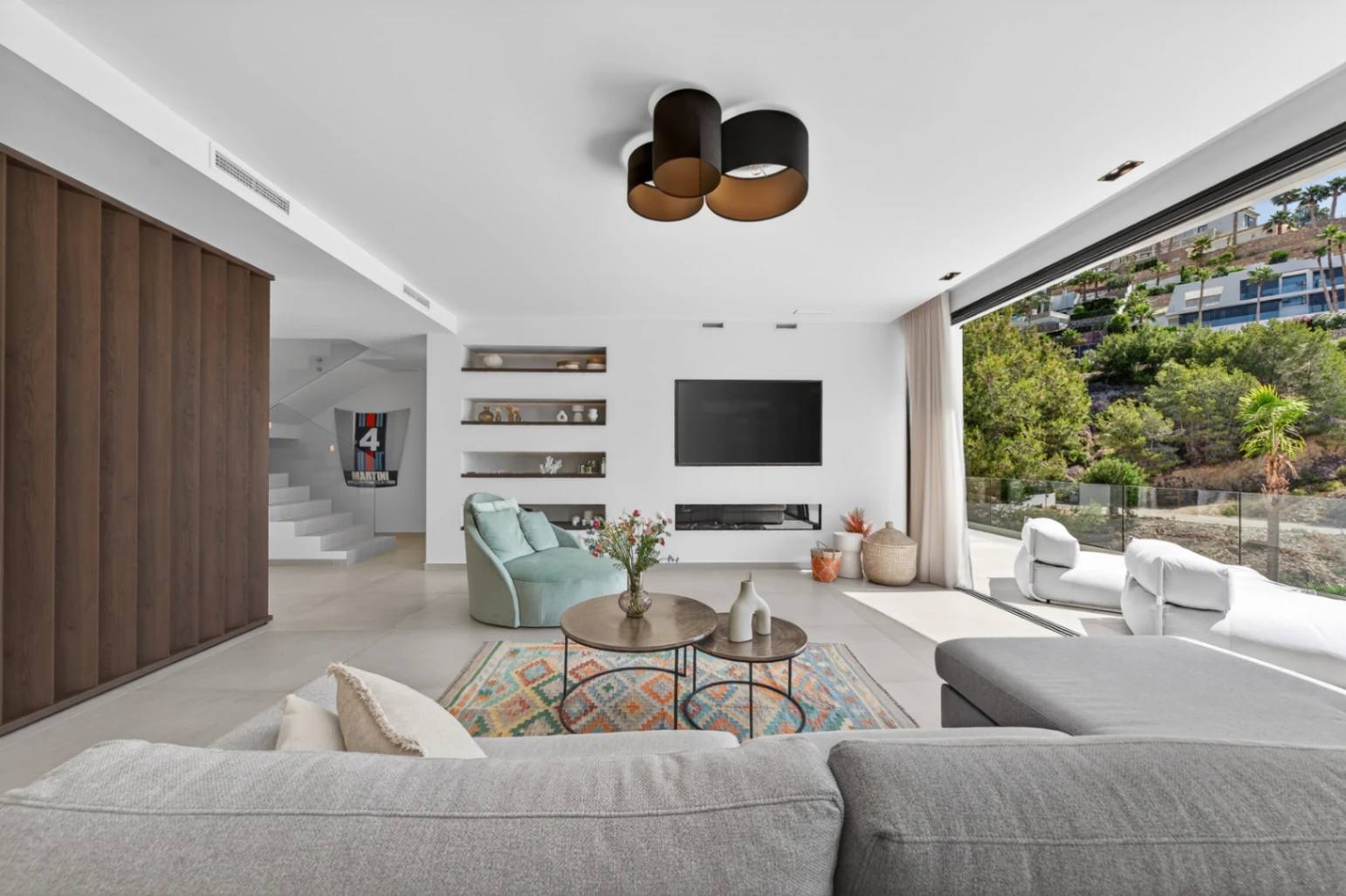 Villa moderna de reciente construcción en venta con vistas al mar en Raco del Galeno, Benissa
