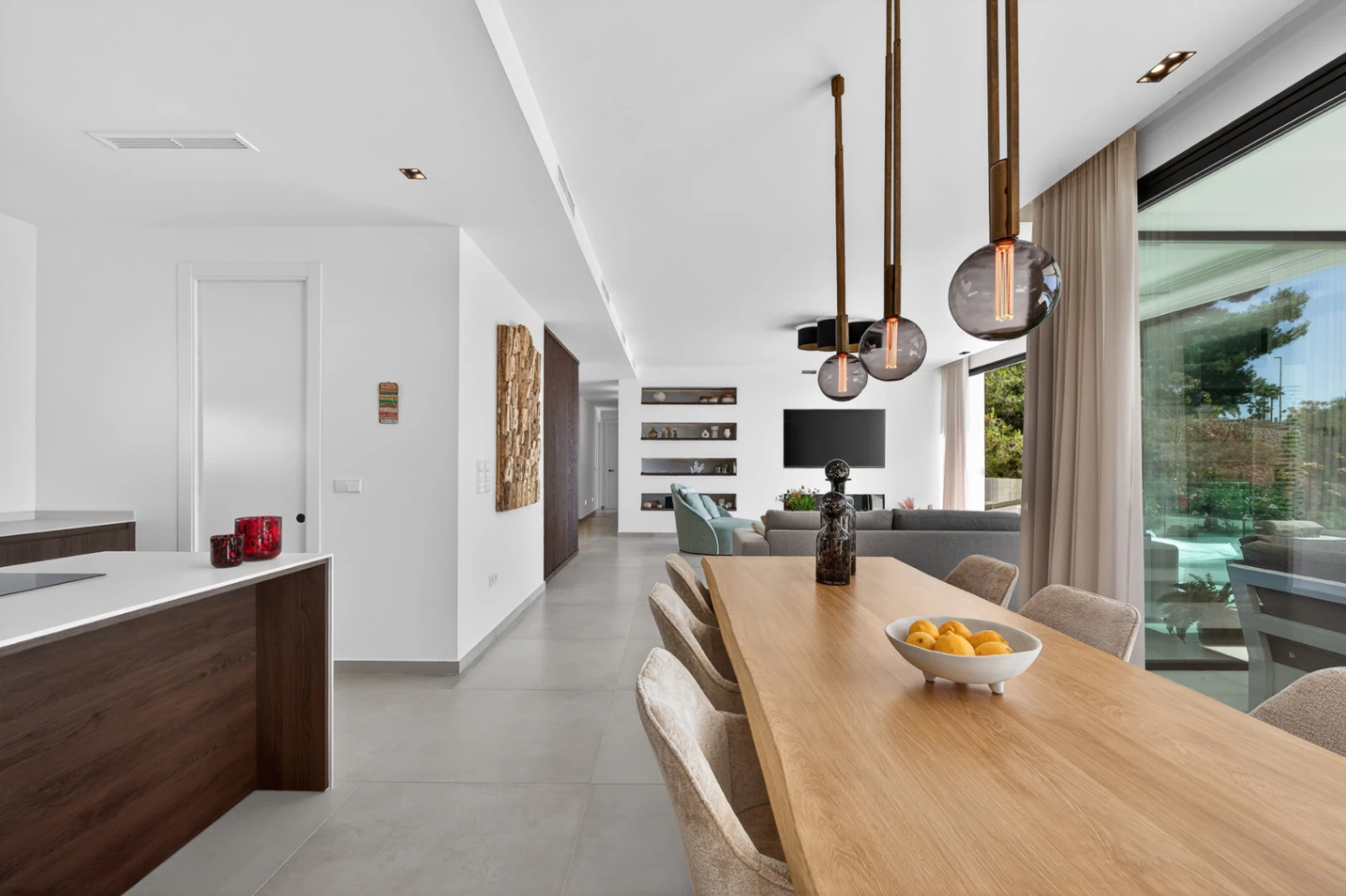 Villa moderna de reciente construcción en venta con vistas al mar en Raco del Galeno, Benissa
