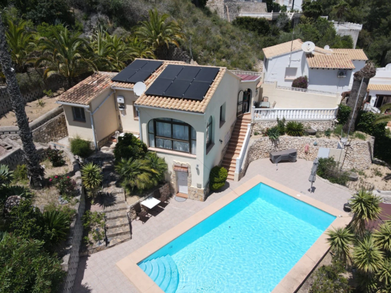 Villa reformada con vistas al mar en venta en Montemar, Benissa Costa