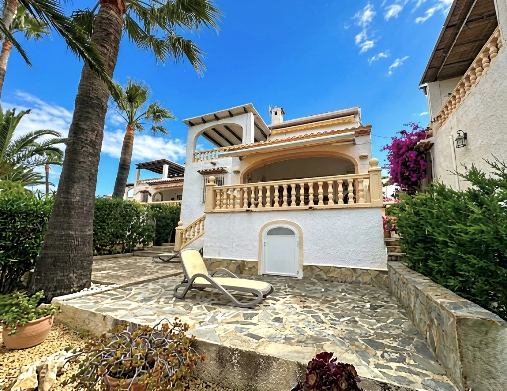 Bungalow en venta en Moraira, Costa Blanca.