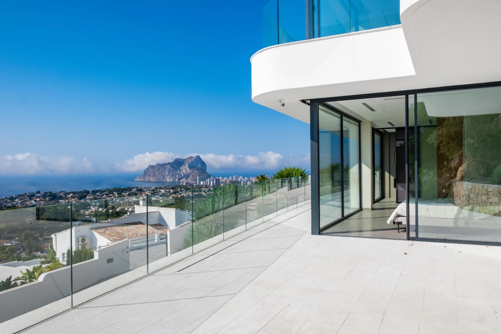 Villa neuve fascinante avec vue panoramique sur la mer à vendre à Raco De Galeno, Benissa