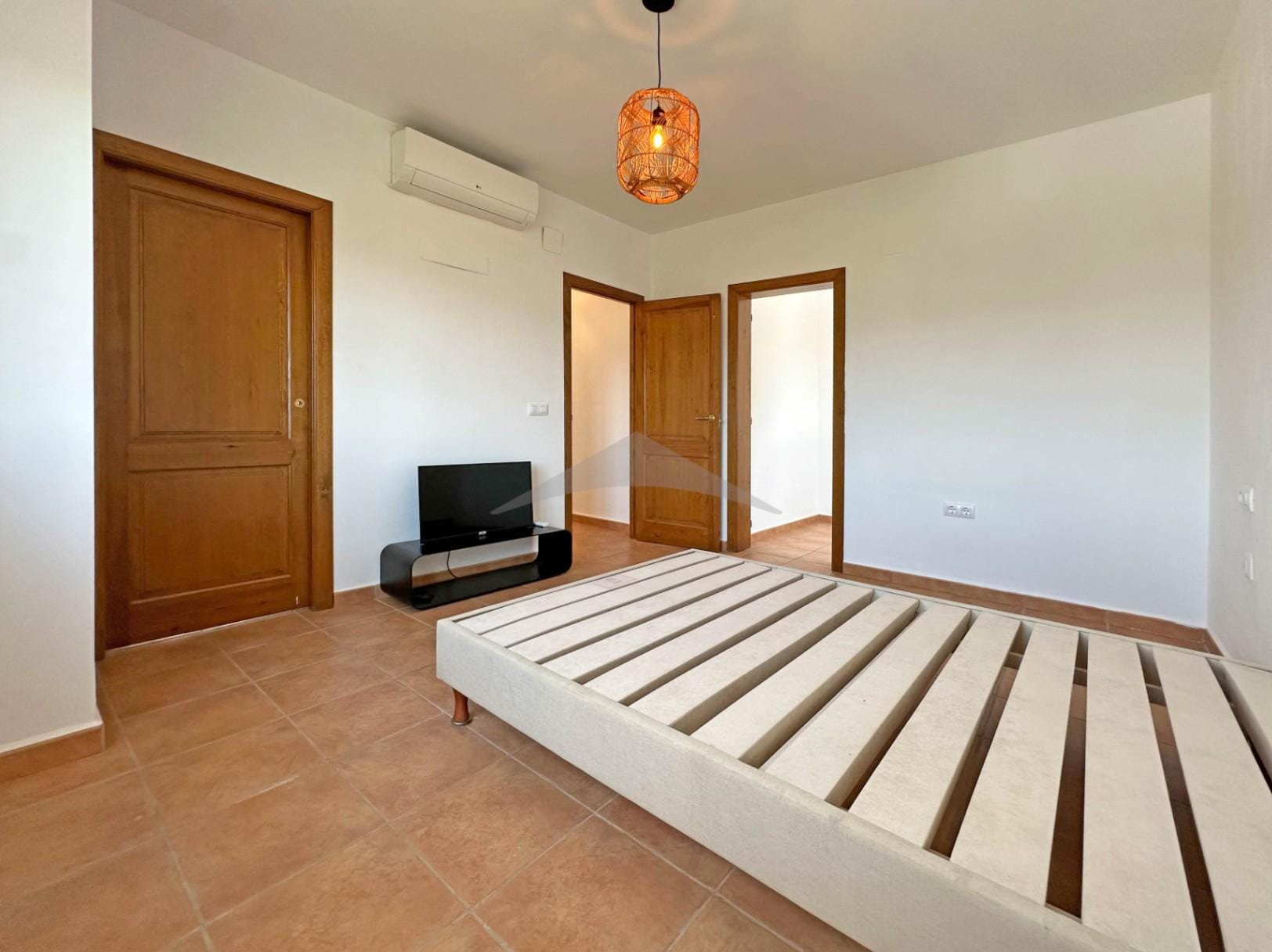 Volledig gerenoveerde villa met panoramisch uitzicht in Xaló