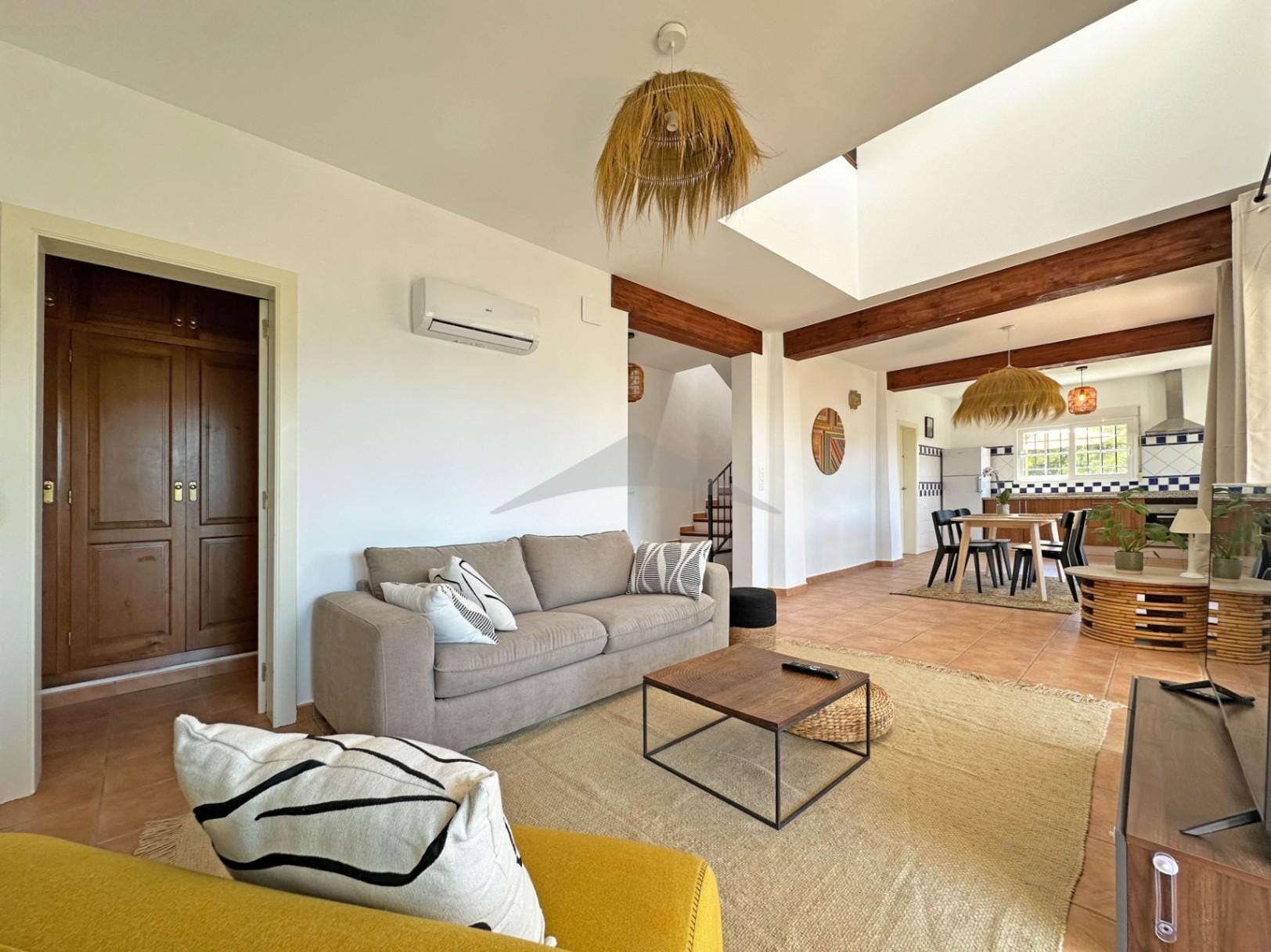 Volledig gerenoveerde villa met panoramisch uitzicht in Xaló