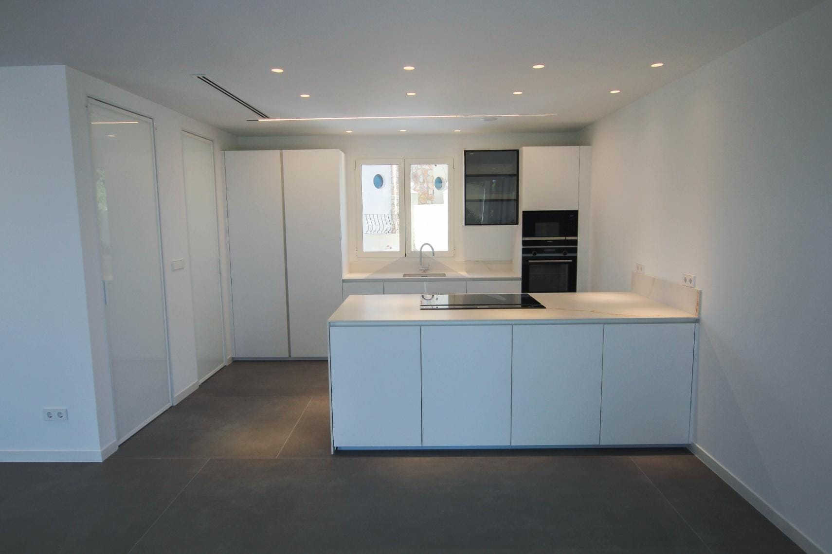 Modern Luxury Villa for Sale in San Jaime, Moraira.