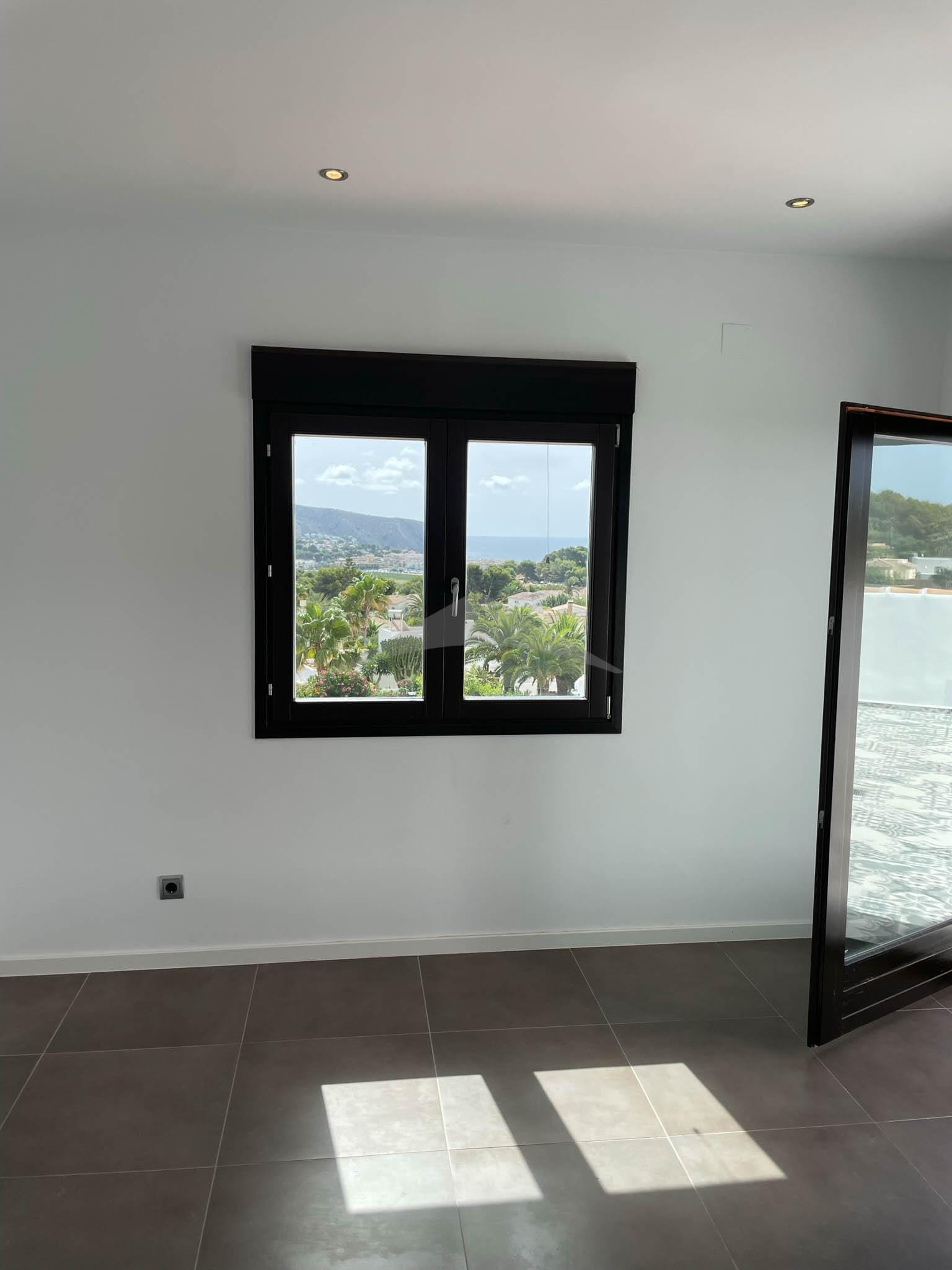 Mediterrane villa met uitzicht op zee te koop in Moraira