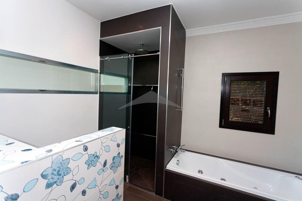 Mediterrane villa met uitzicht op zee te koop in Moraira