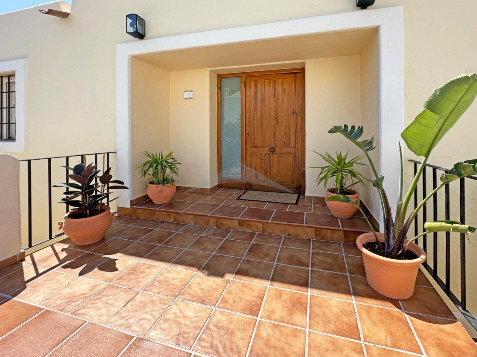 Volledig gerenoveerde villa met panoramisch uitzicht in Xaló